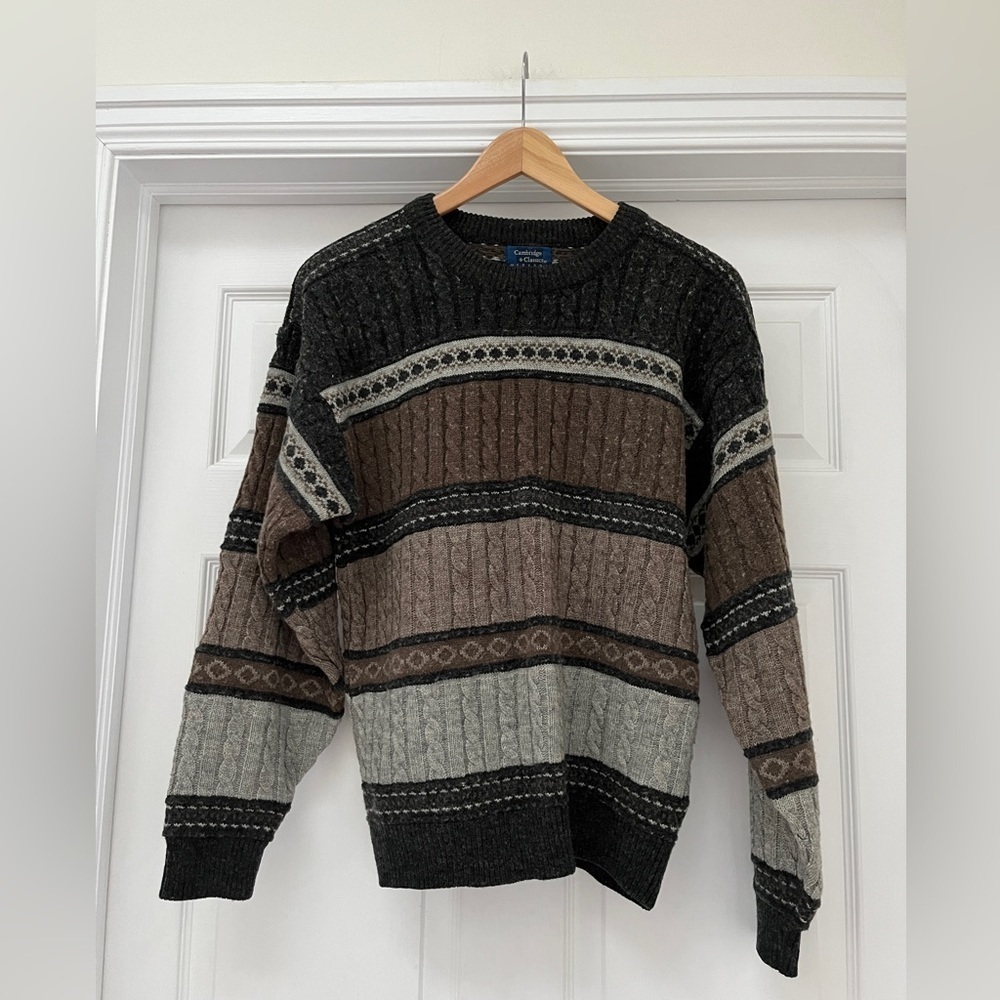 Cambridge Classics men’s pullover sweater size medium